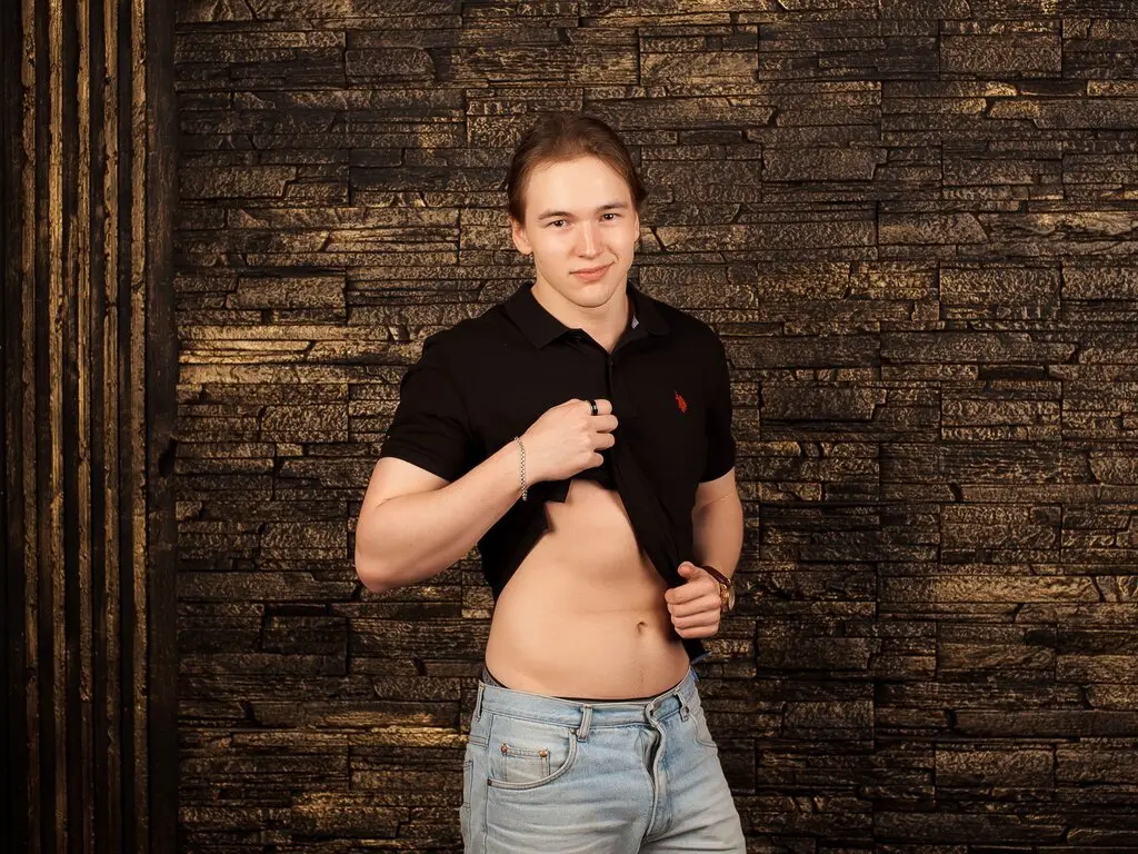 BradlyCute's live cam