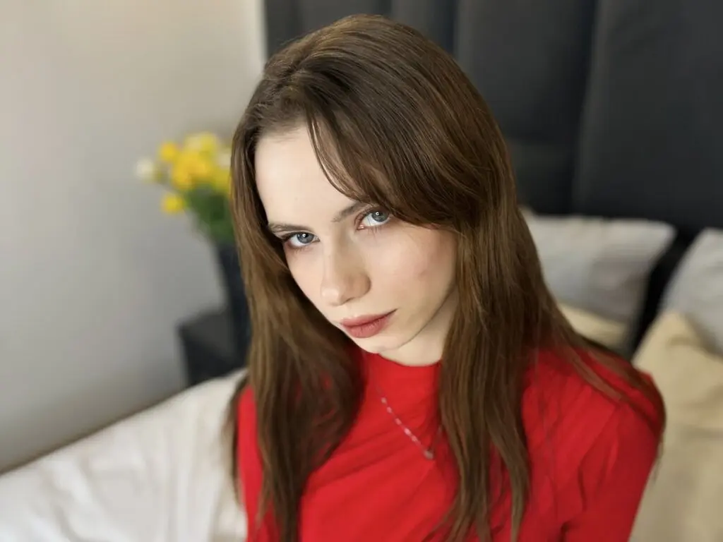 HaileyHillson's live cam