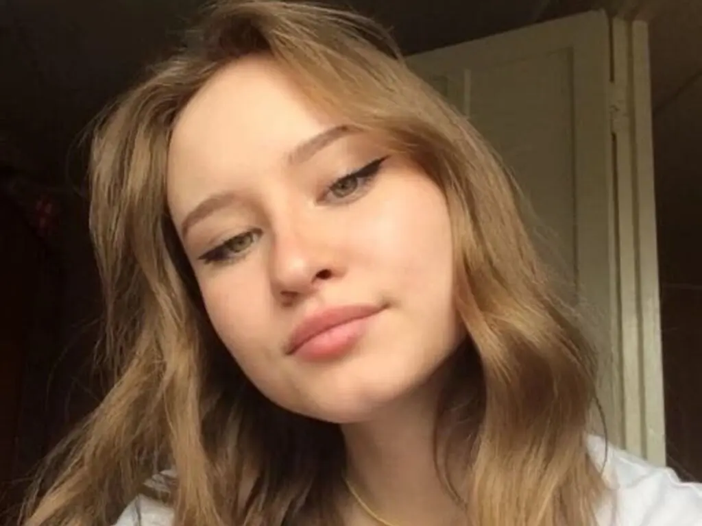 LaceyGardner's live cam