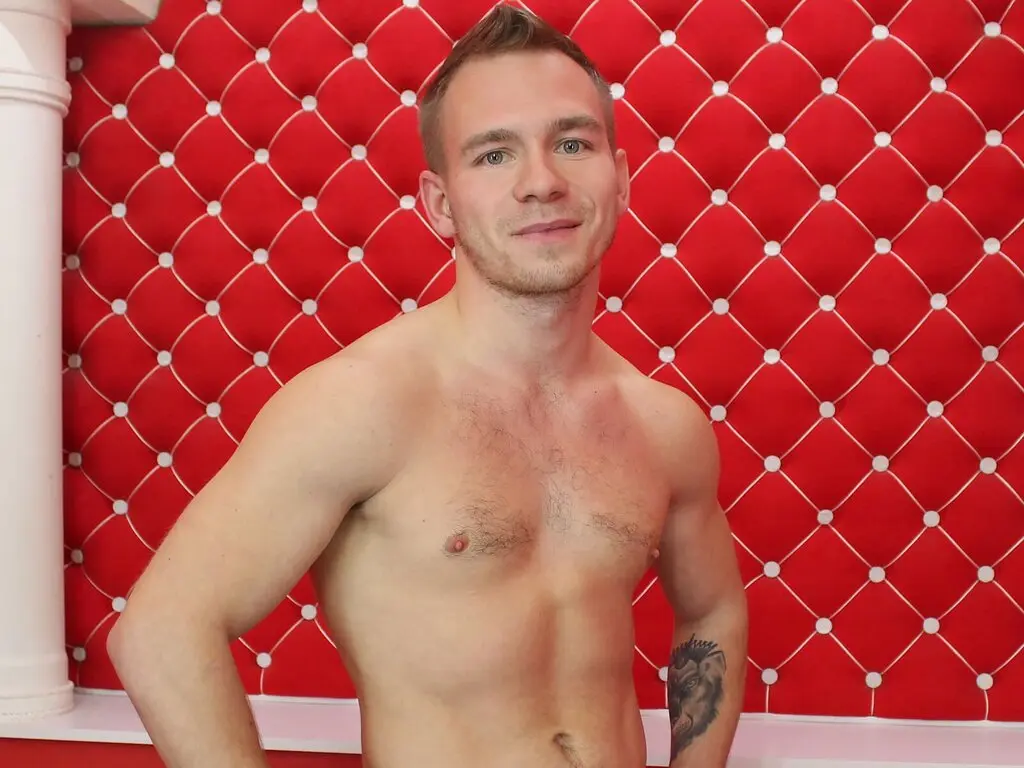 LeoAthletic's live cam