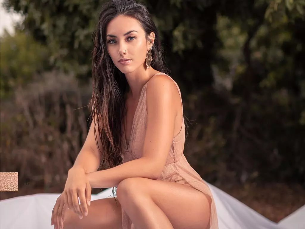 LindseyHope's live cam