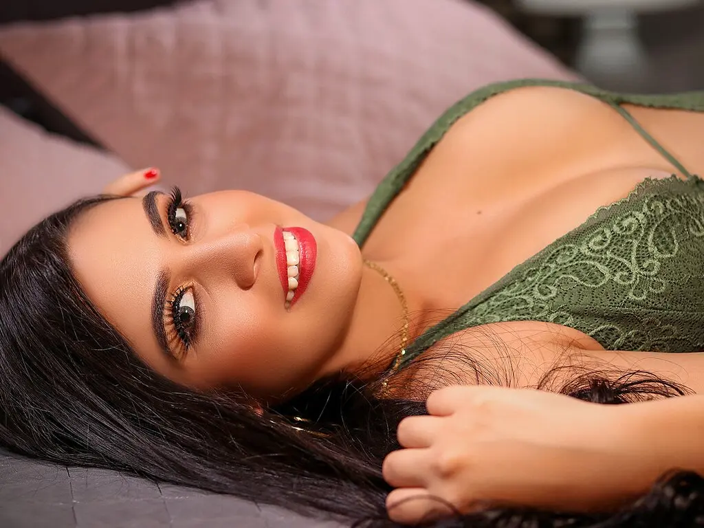 LissieEvans's live cam