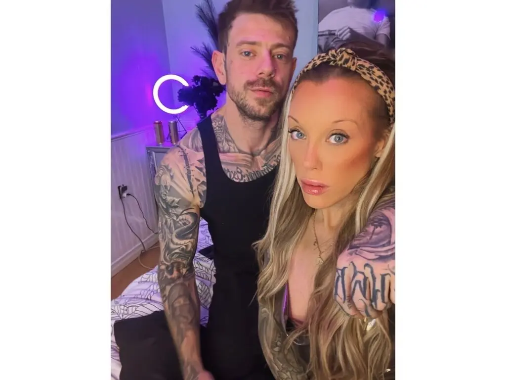 LondonAndTyson's live cam