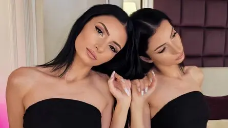 MaraEverly's live cam