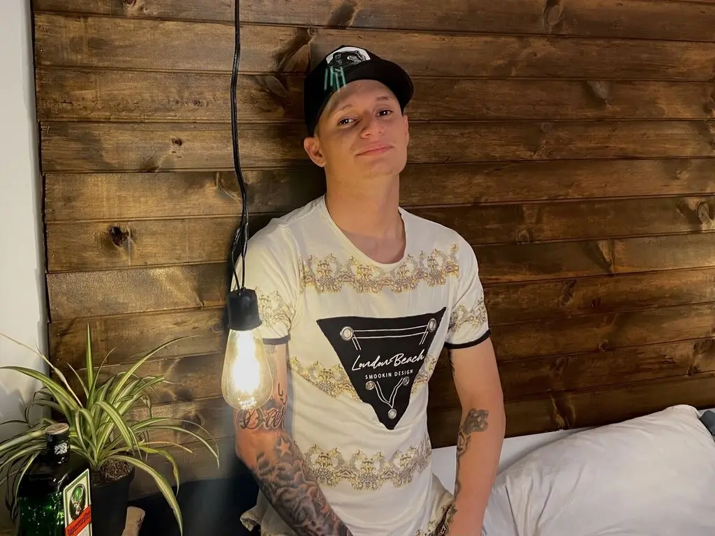 MarcosDavid's live cam