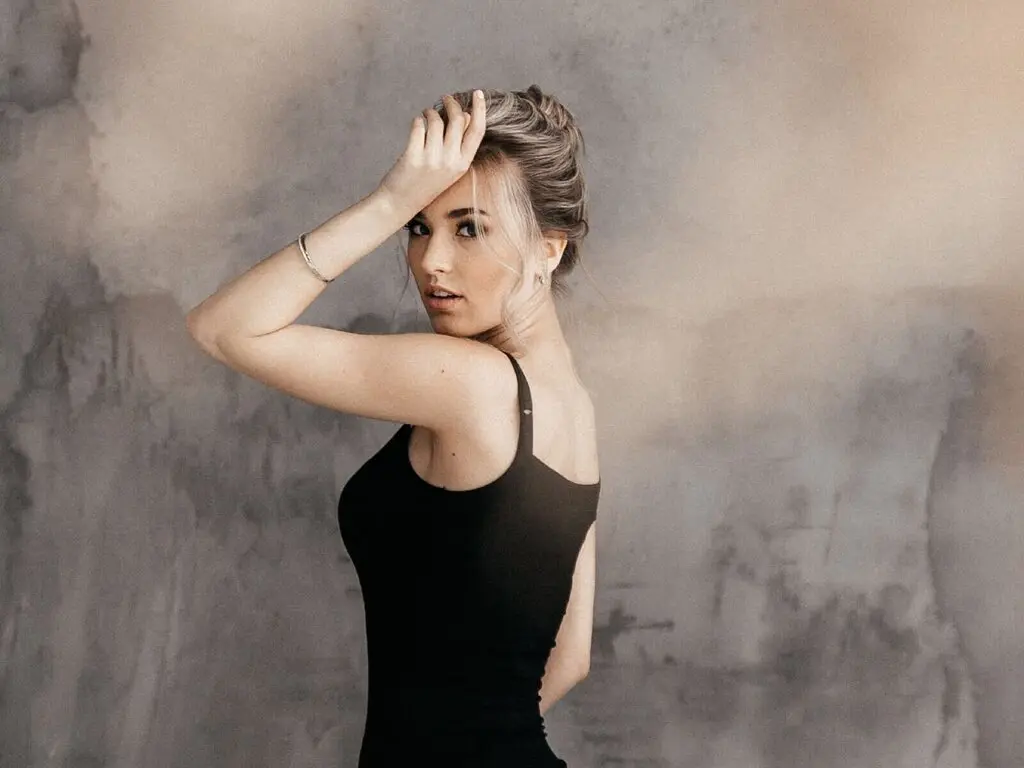 MaryMelisson's live cam