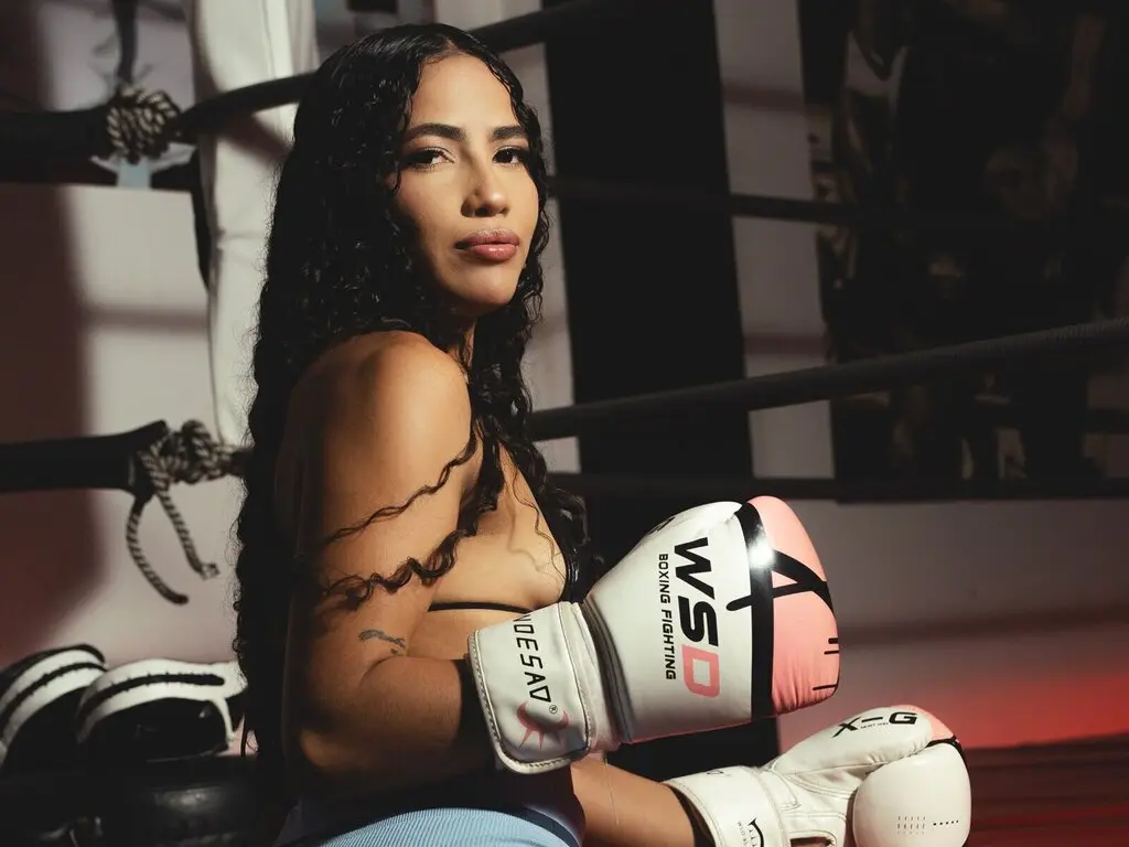 MeganSiner's live cam