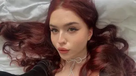 MelaniDiez's live cam