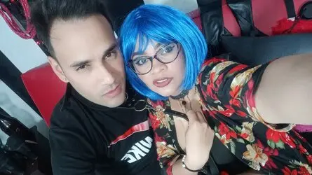 SarahAndJeey's live cam