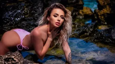 SophieVelvet's live cam