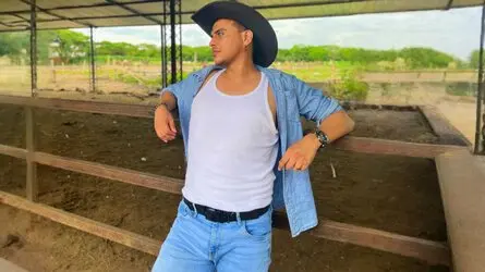 TommyGuerra's live cam