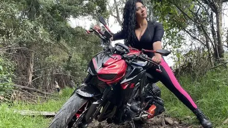 VictoriaMarianne's live cam