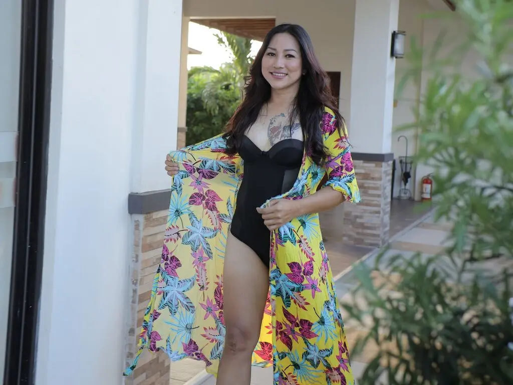 WildCathyForU's live cam